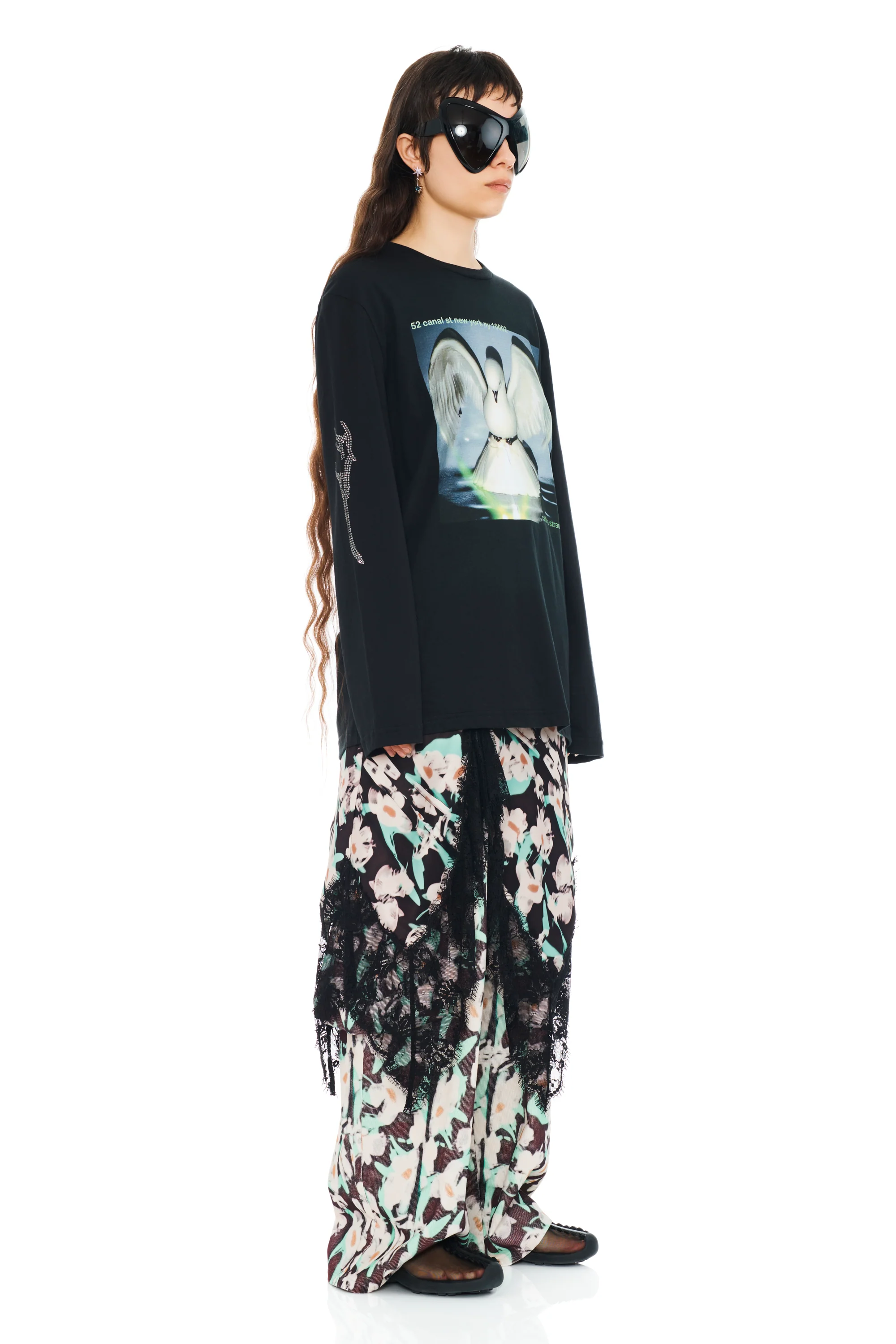52 CANAL L/S RHINESTONE GRAPHIC TEE - Image 3