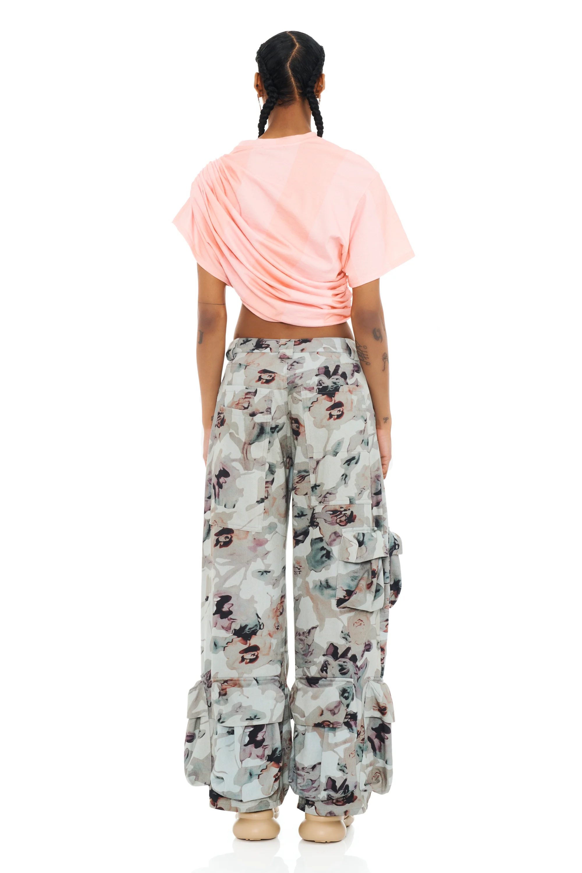 BEIGE WATERCOLOR ROSES GARDEN CARGO PANT - Image 10