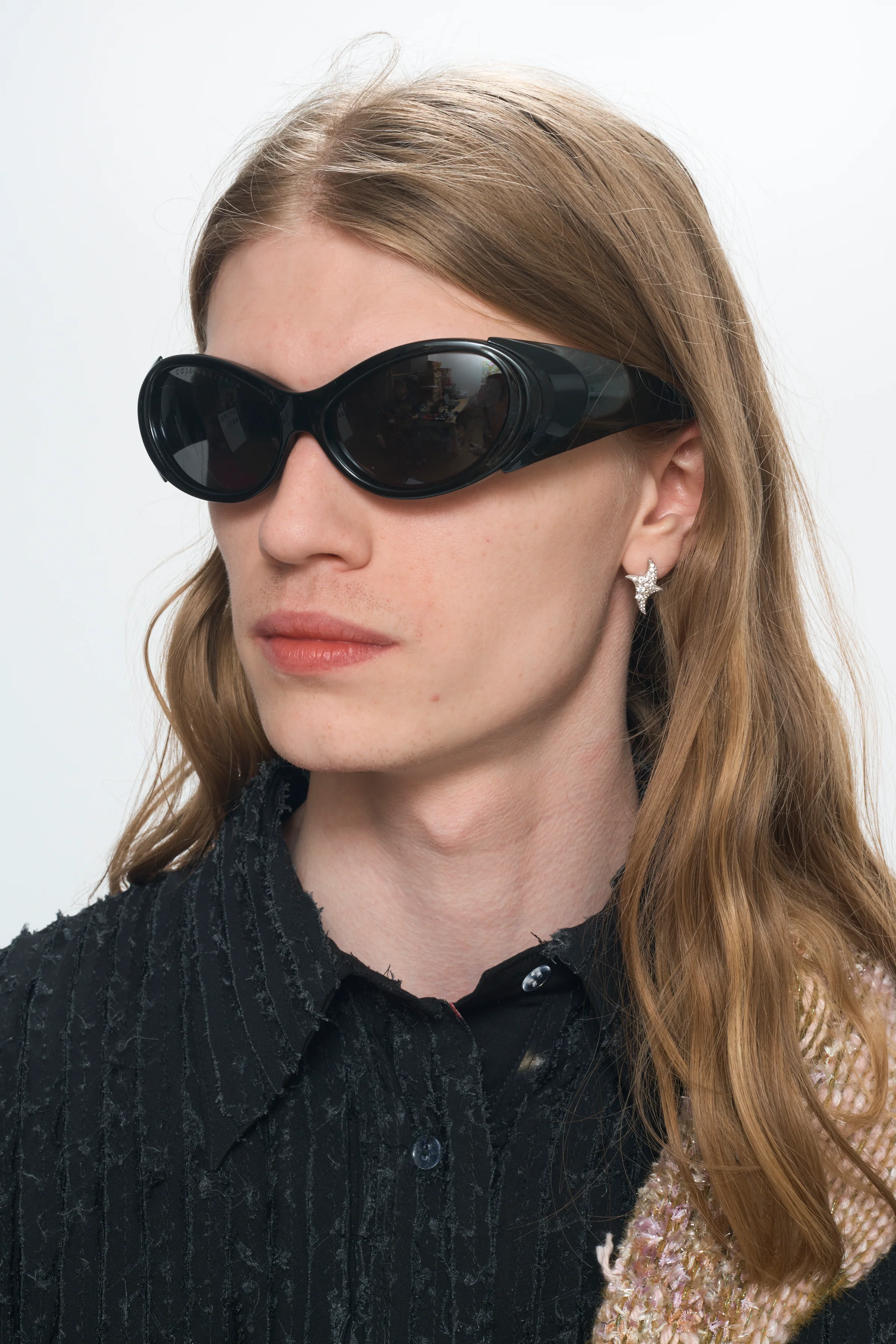 BLACK COCOON SUNGLASSES - Image 4