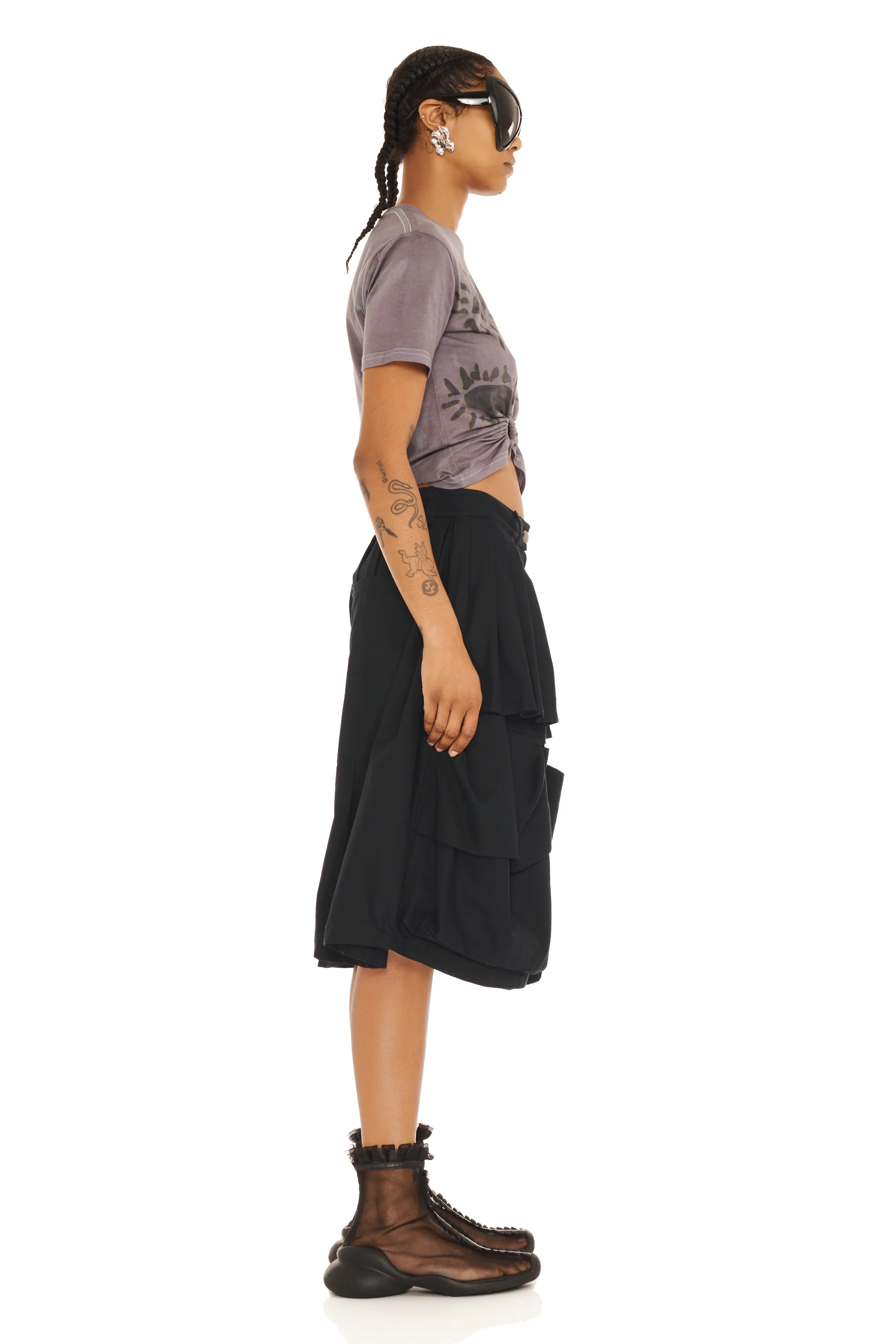BLACK DENIM HAZEL CARGO SHORT - Image 3