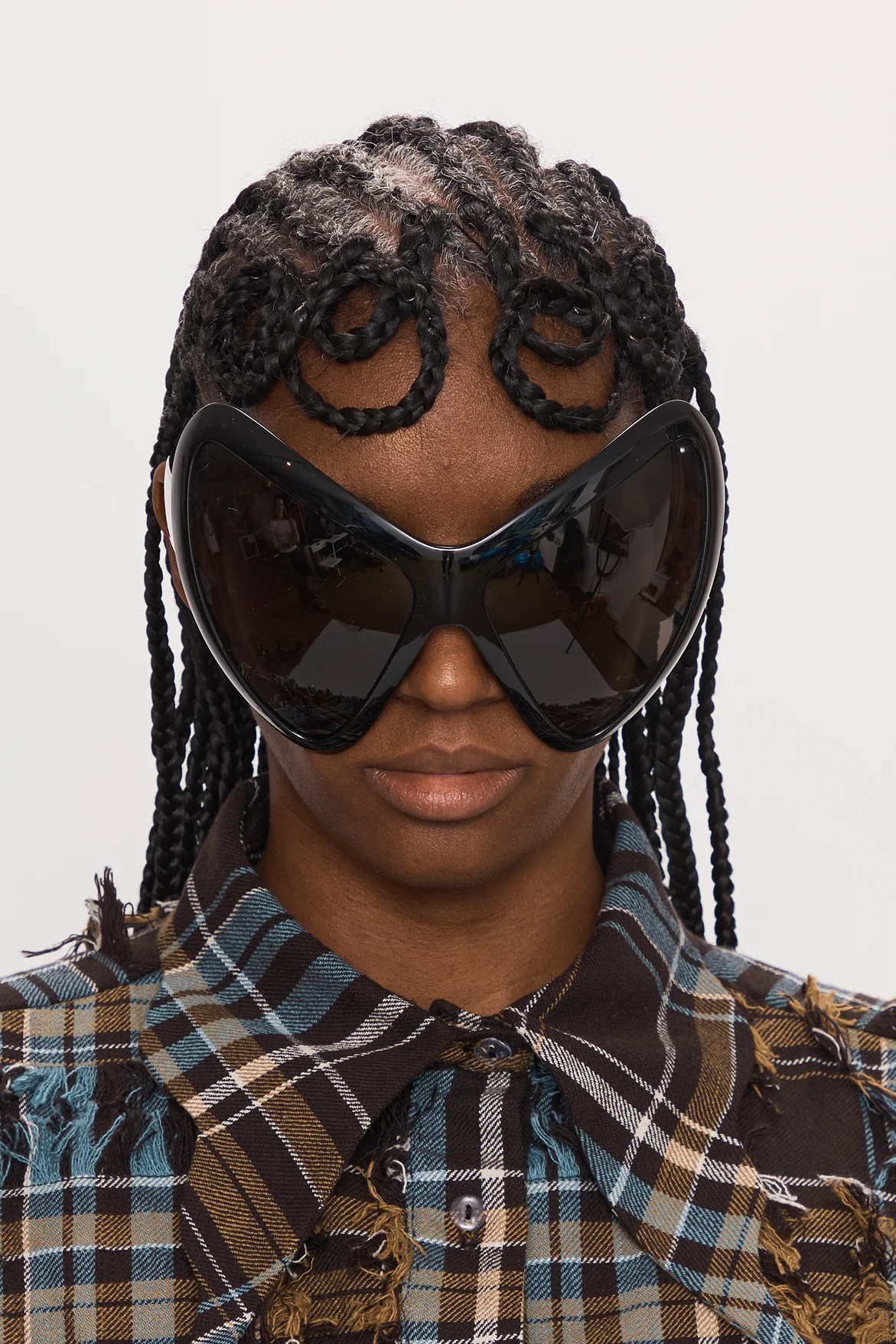 BLACK MARIPOSA SUNGLASSES - Image 5