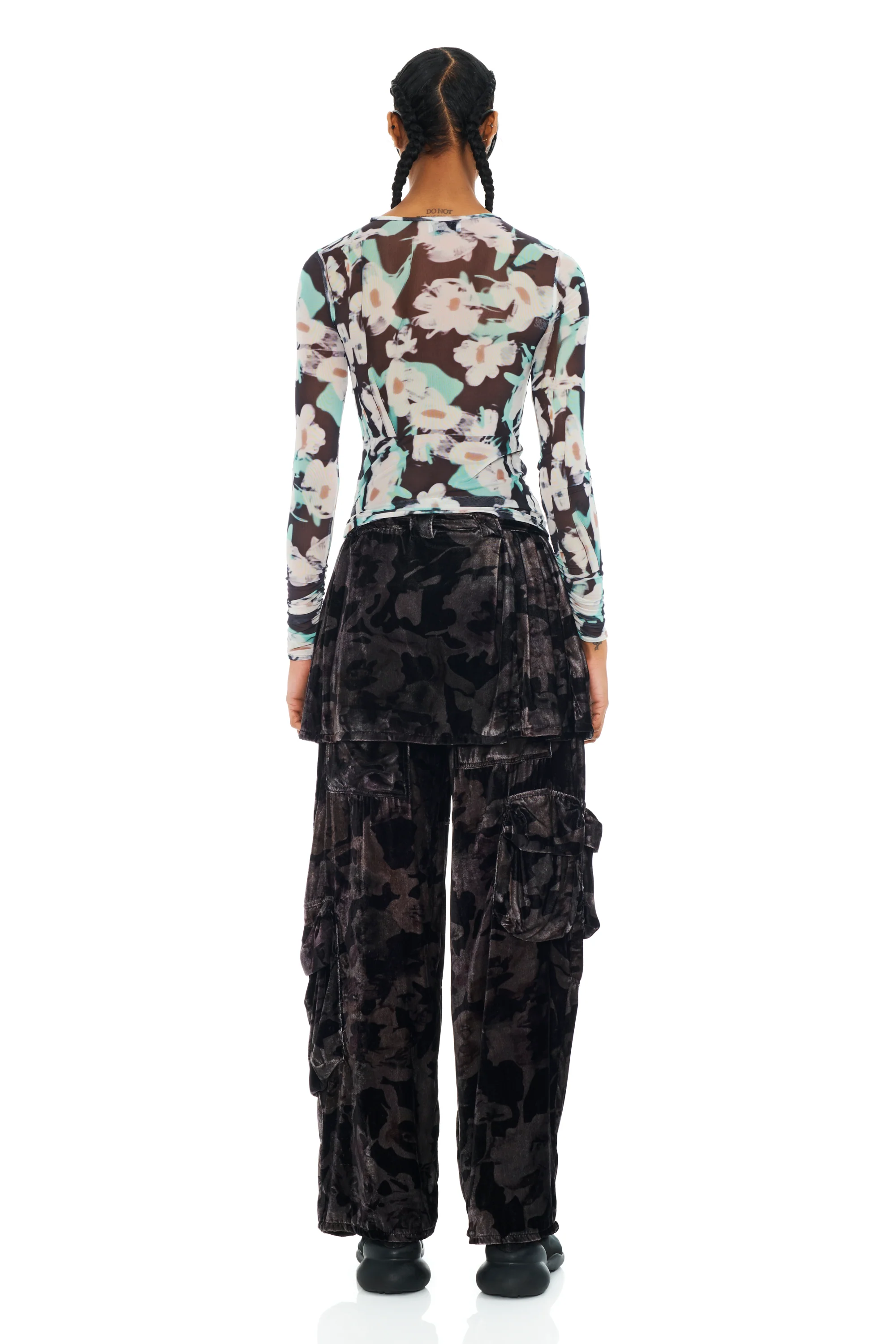 BLACK WATERCOLOR ROSES LAWN SKIRT CARGO PANT - Image 6