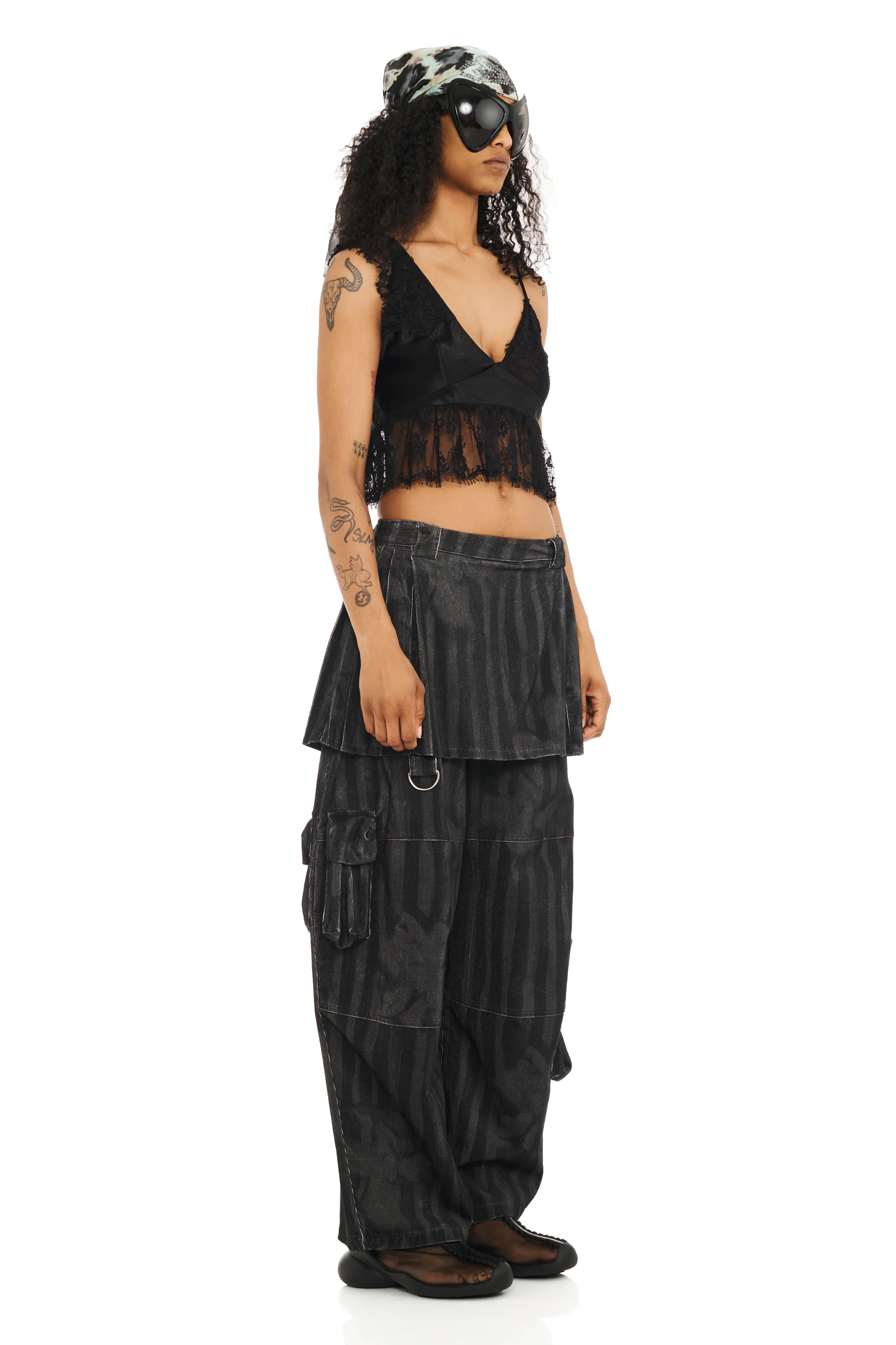BLACK WAVY FLOWER STRIPE LAWN SKIRT CARGO PANT - Image 3