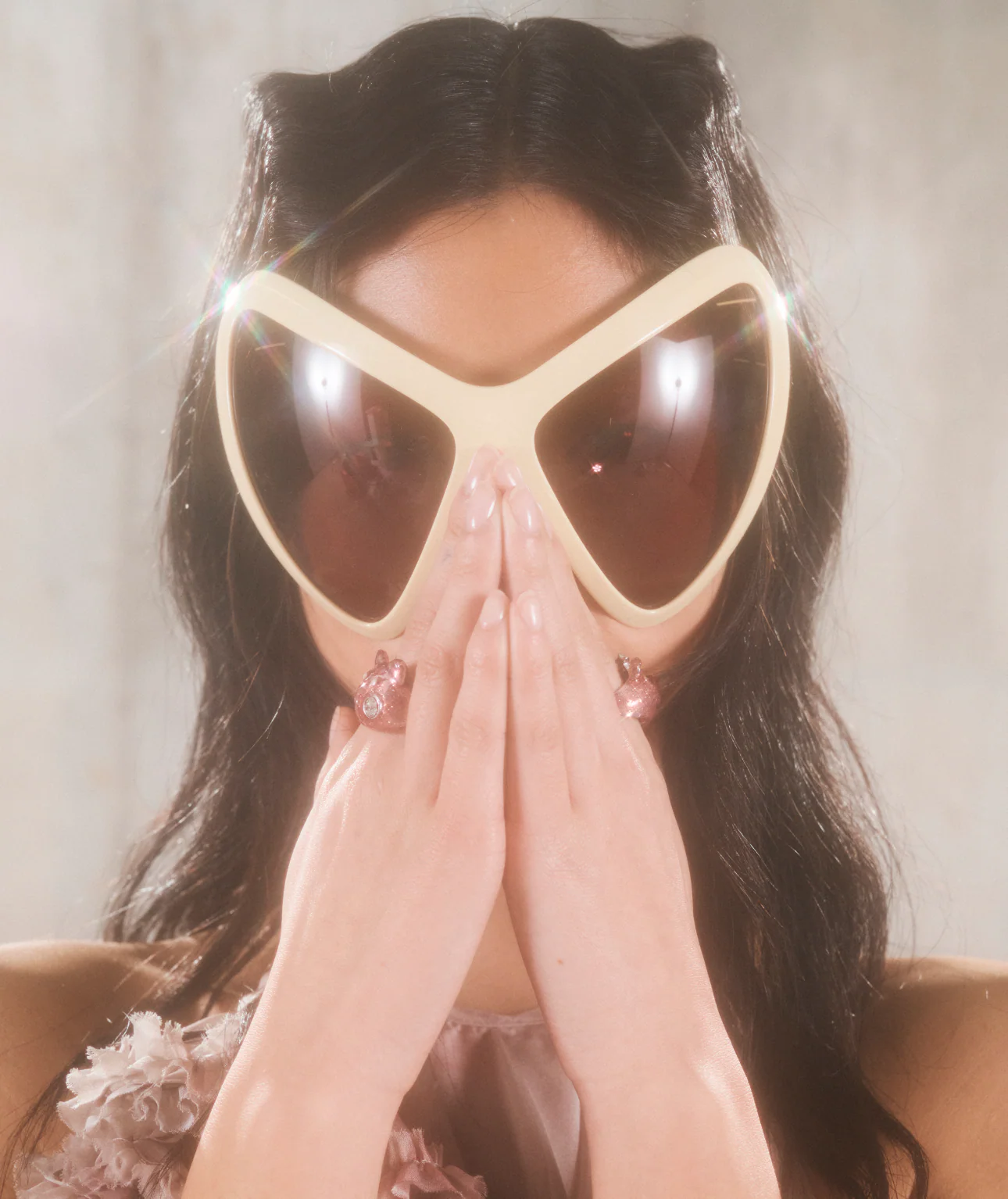CREAM MARIPOSA SUNGLASSES - Image 3