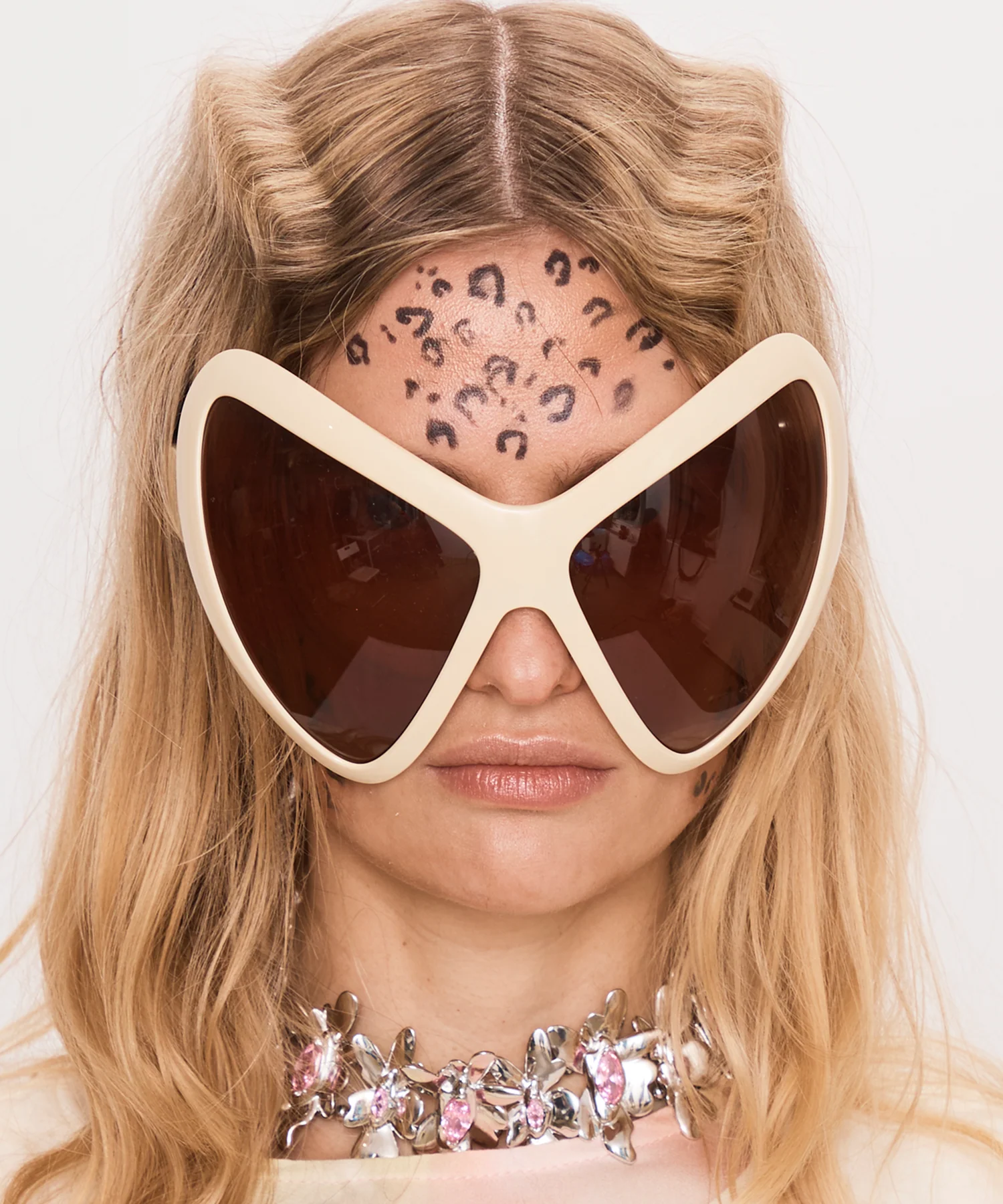 CREAM MARIPOSA SUNGLASSES - Image 4