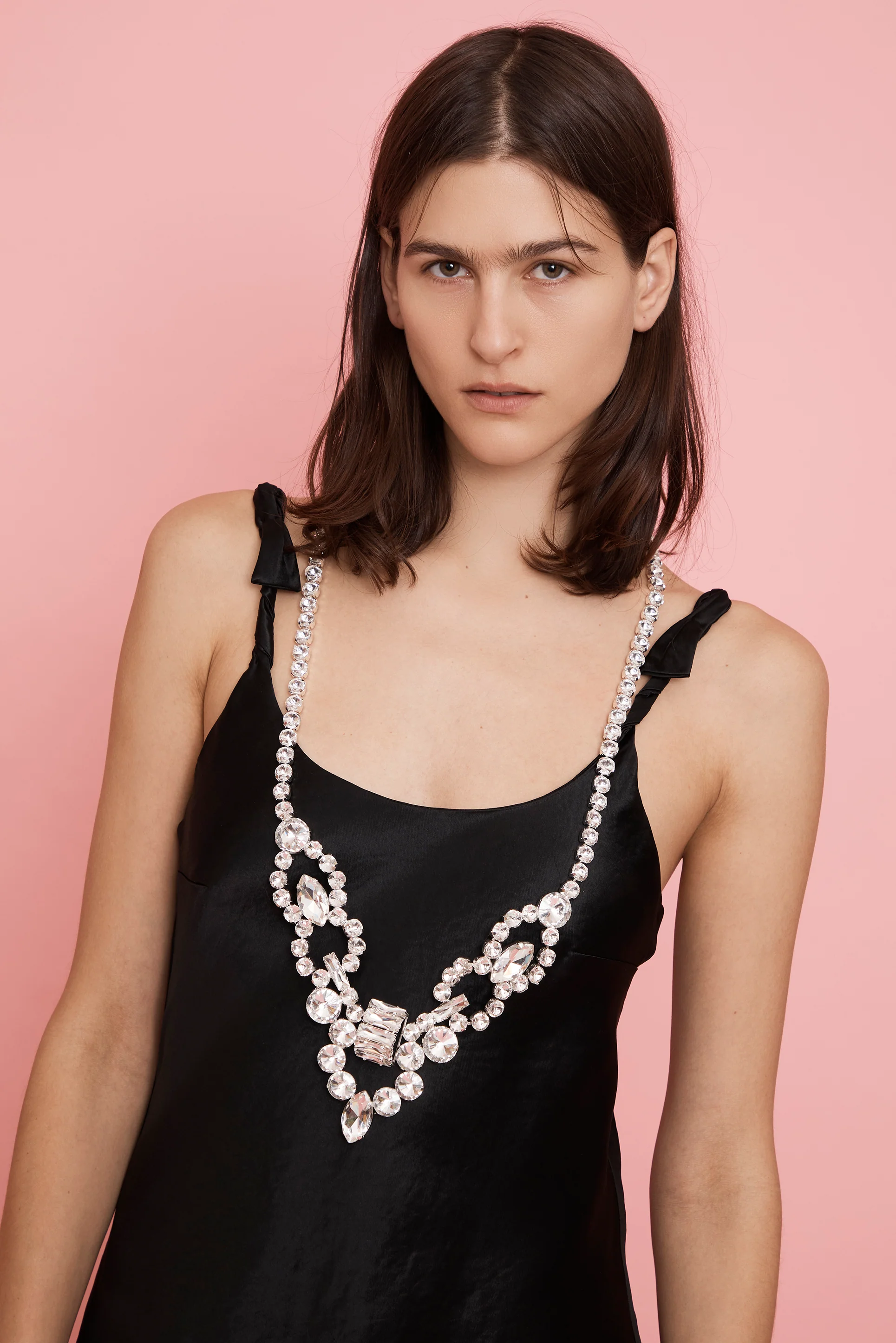 CRYSTAL CLEAR INDIE NECKLACE - Image 3