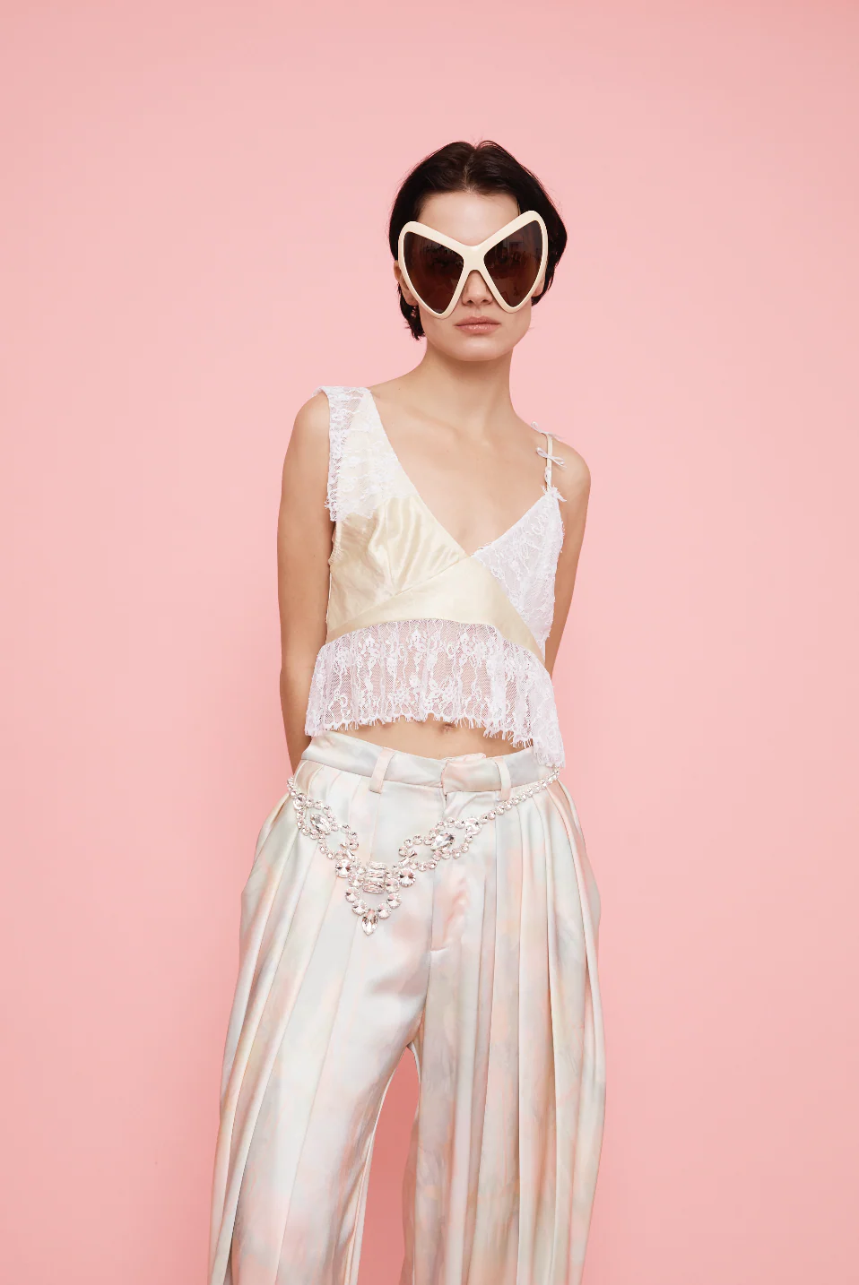 CRYSTAL CLEAR INDIE NECKLACE - Image 4