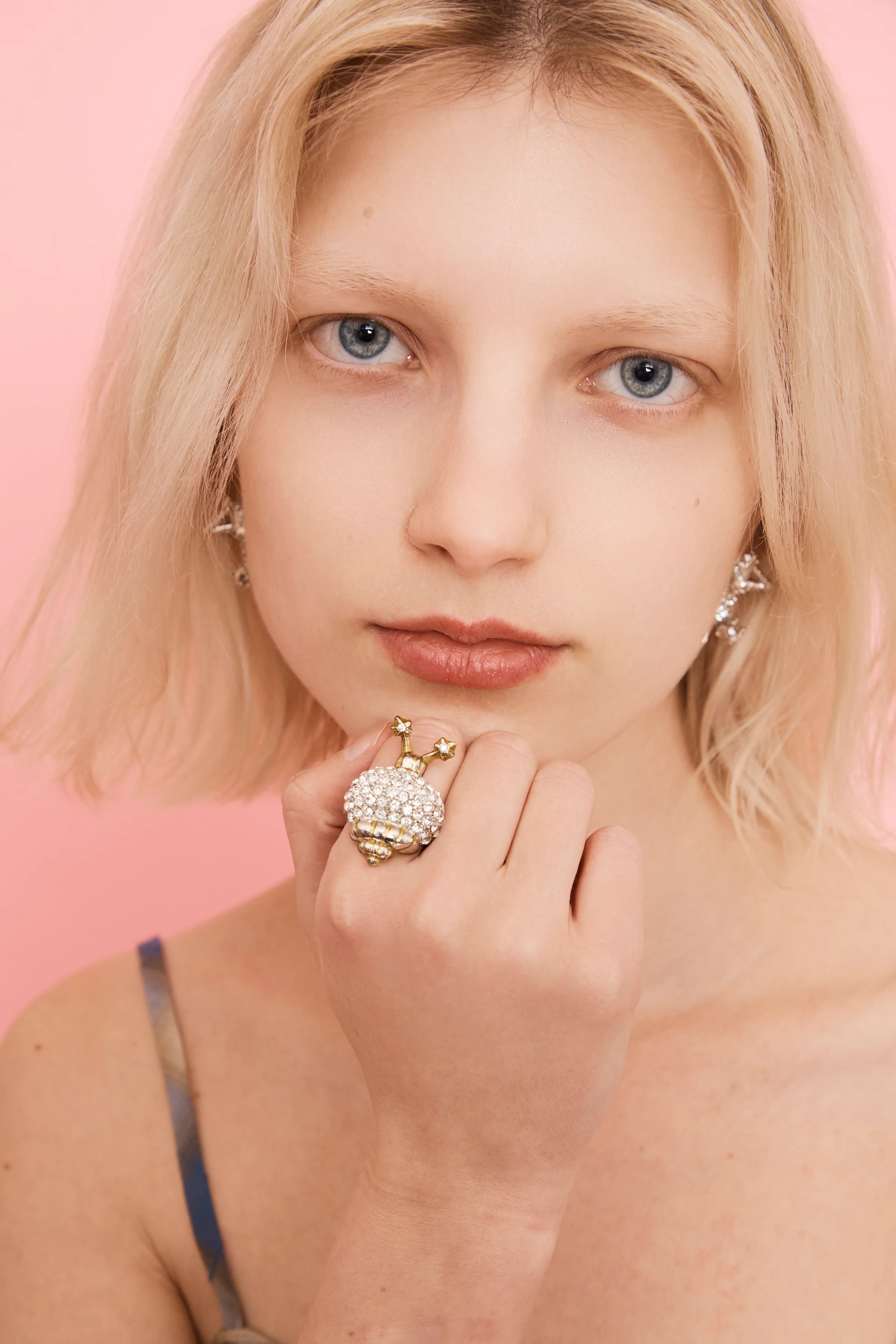 GOLD STRIPE SNAIL RING - Image 2