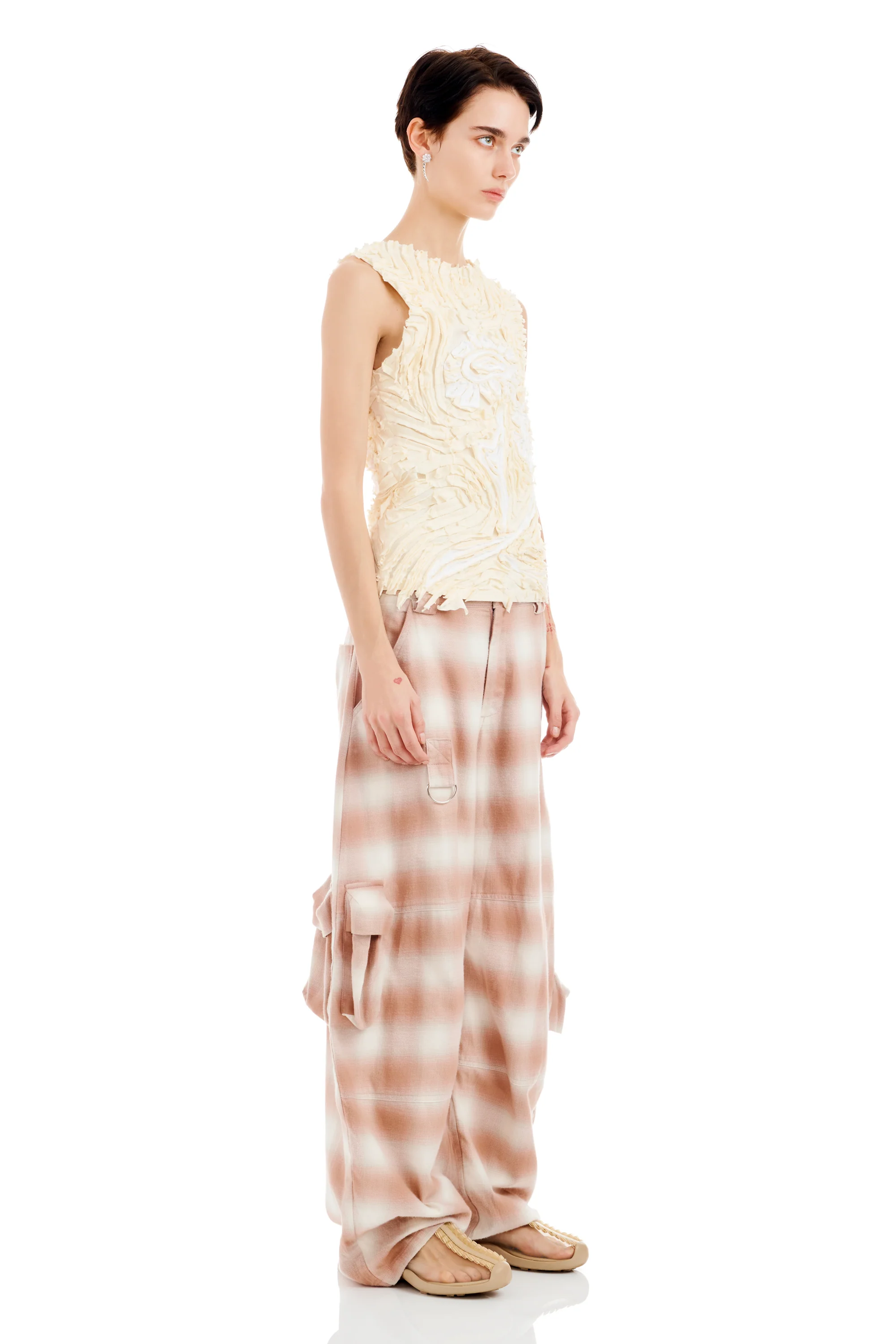 IVORY CHIRP FLOWER TANK - Image 3