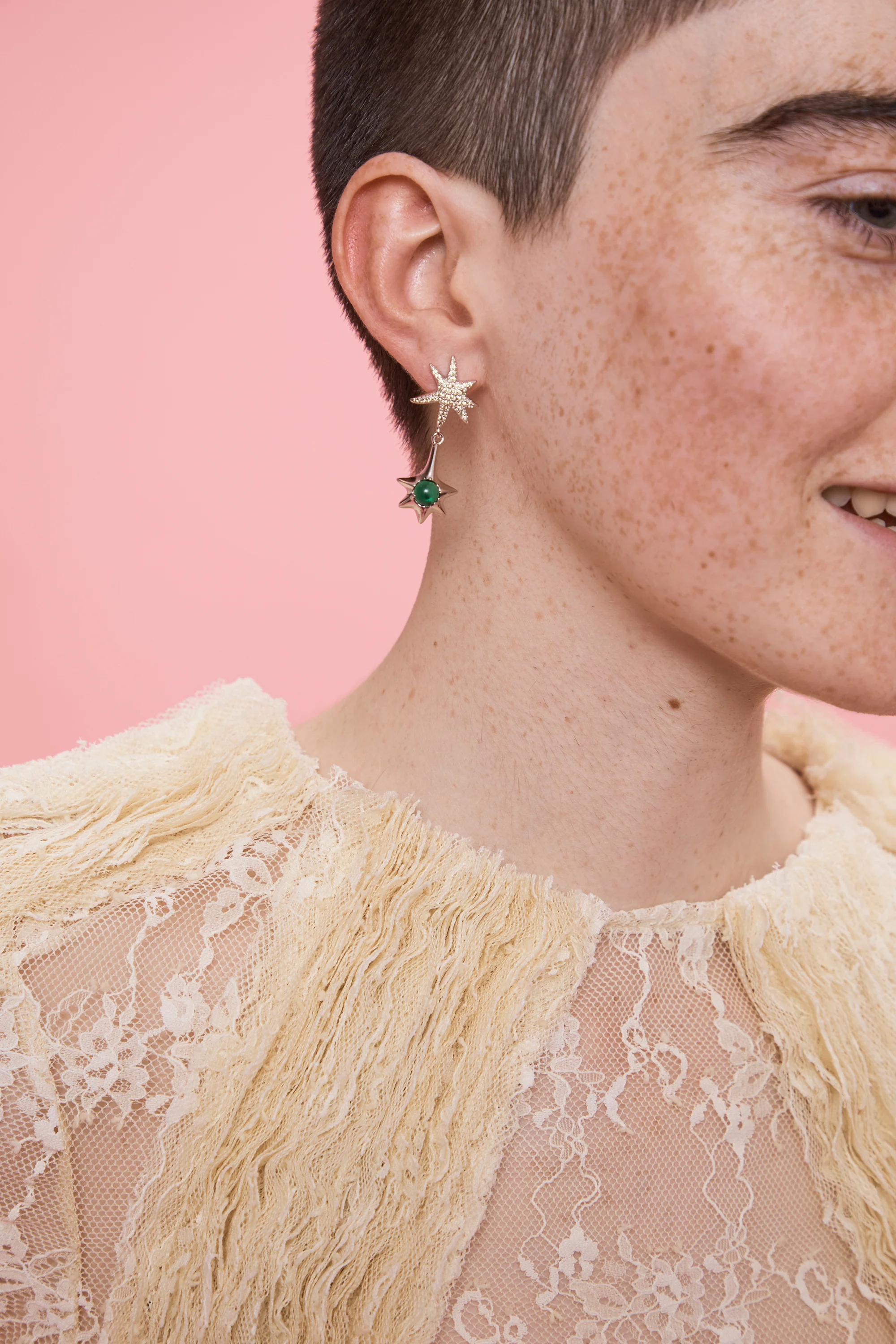 OLIVINE STAR DROP EARRING - Image 2