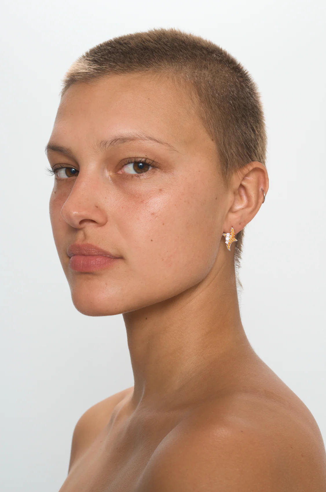 POPPY TWISTER EARRINGS - Image 2