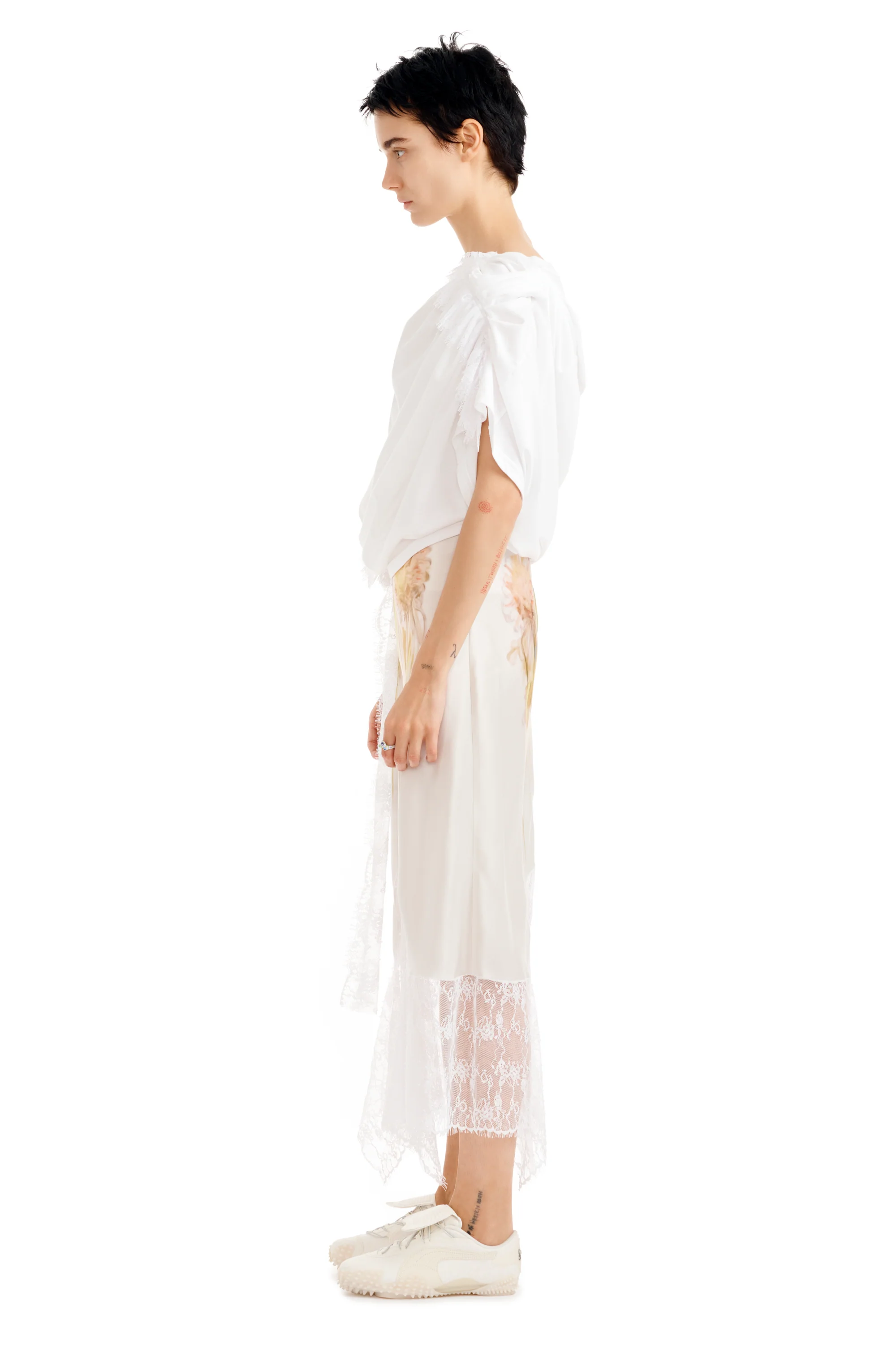 WHITE LACE EVA TEE - Image 11